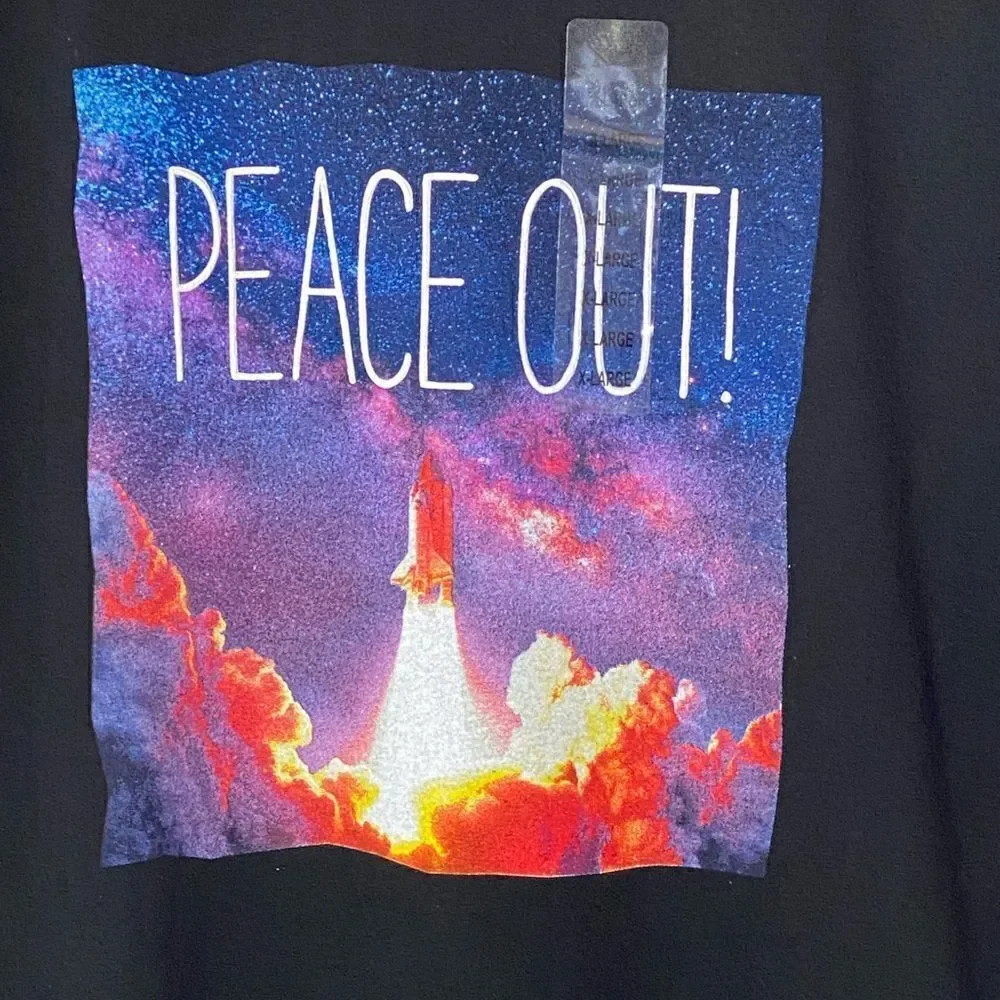 OCEAN CURRENT Boys XLarge “Peace Out” Spaceship Black TShirt